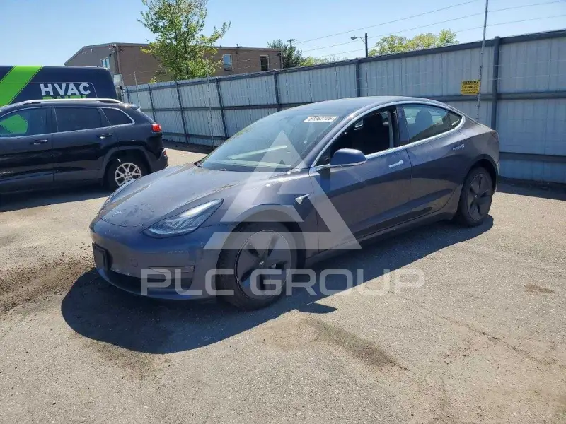 2020 Tesla Model 3 фото