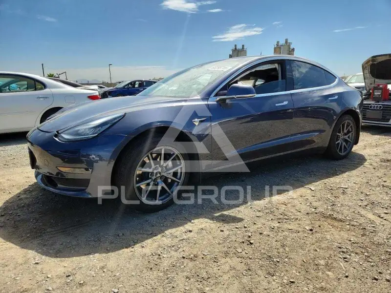 2020 Tesla Model 3 photo