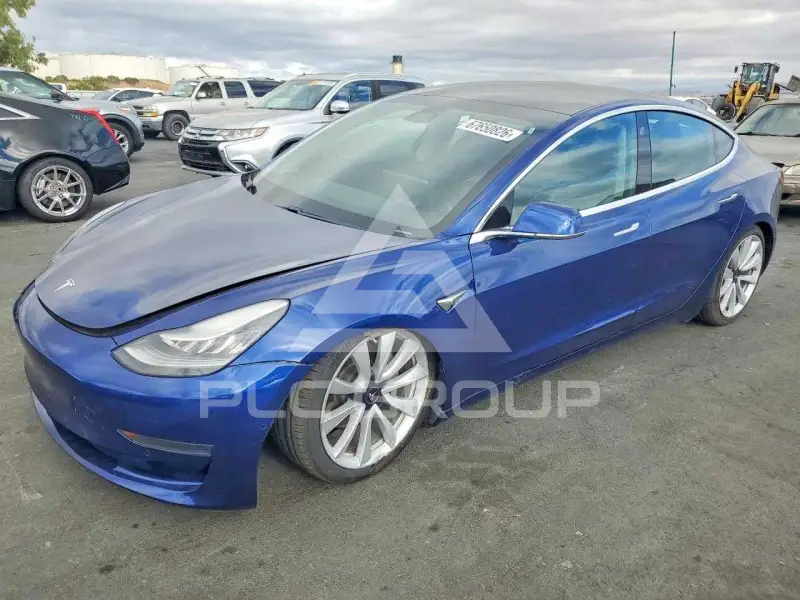 2020 Tesla Model 3 фото