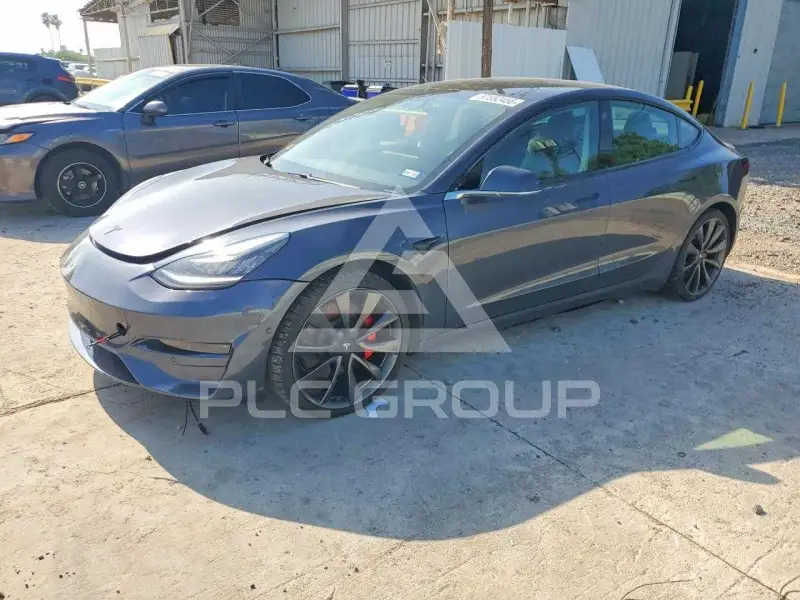 2020 Tesla Model 3 фото