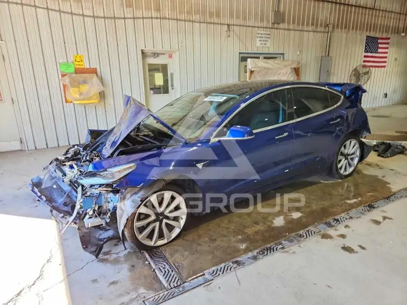 2020 Tesla Model 3 фото
