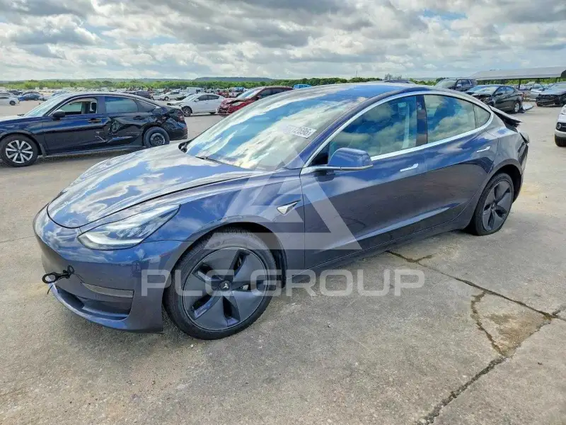 2020 Tesla Model 3 photo
