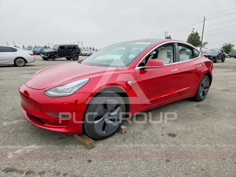 2020 Tesla Model 3 фото