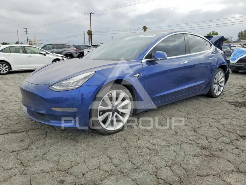2020 Tesla Model 3 фото