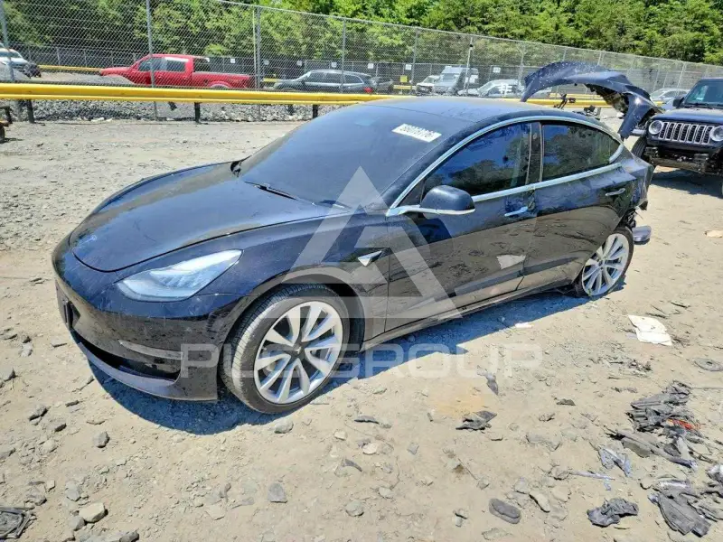 2020 Tesla Model 3 фото