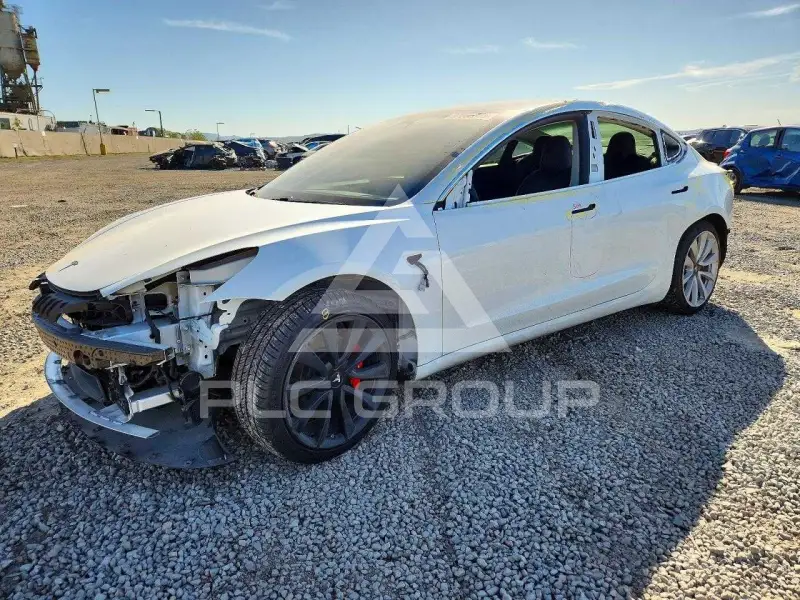 2020 Tesla Model 3 photo