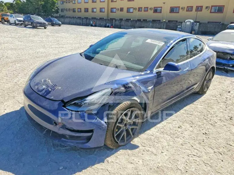 2020 Tesla Model 3 фото