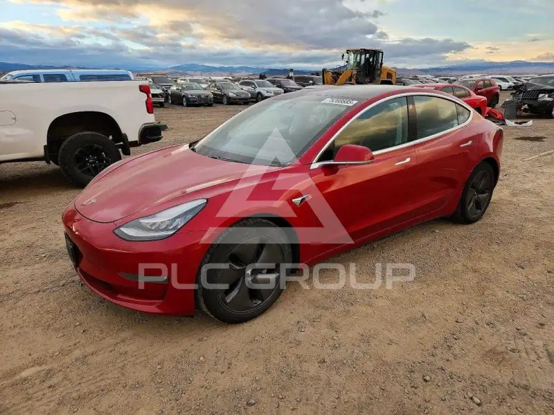 2020 Tesla Model 3 фото