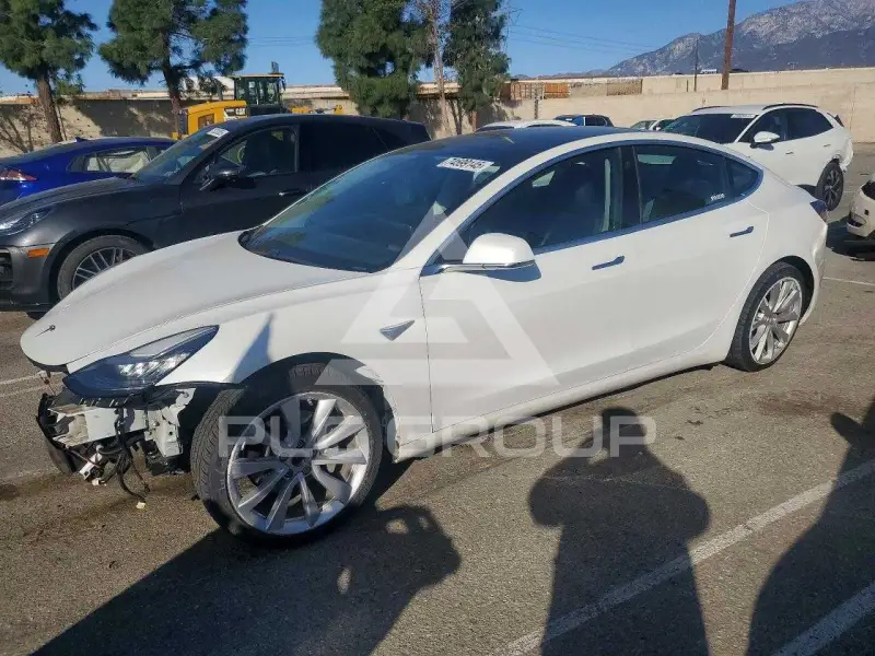 2020 Tesla Model 3 photo