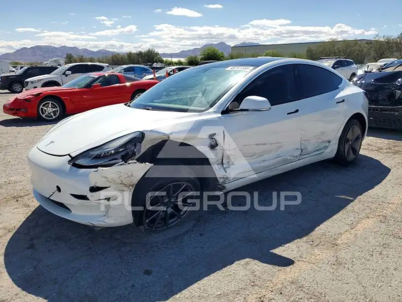 2020 Tesla Model 3 фото