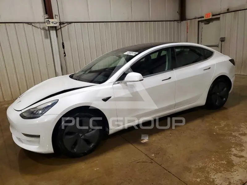 2020 Tesla Model 3 photo
