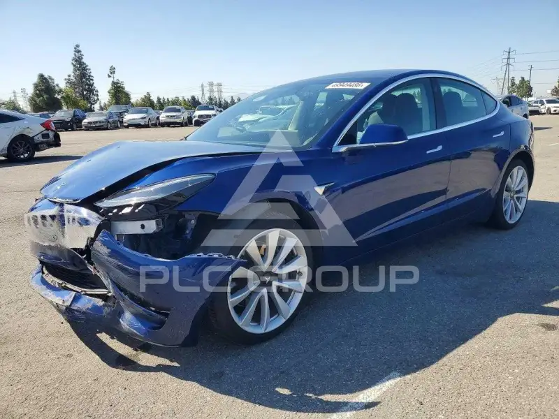2020 Tesla Model 3 фото