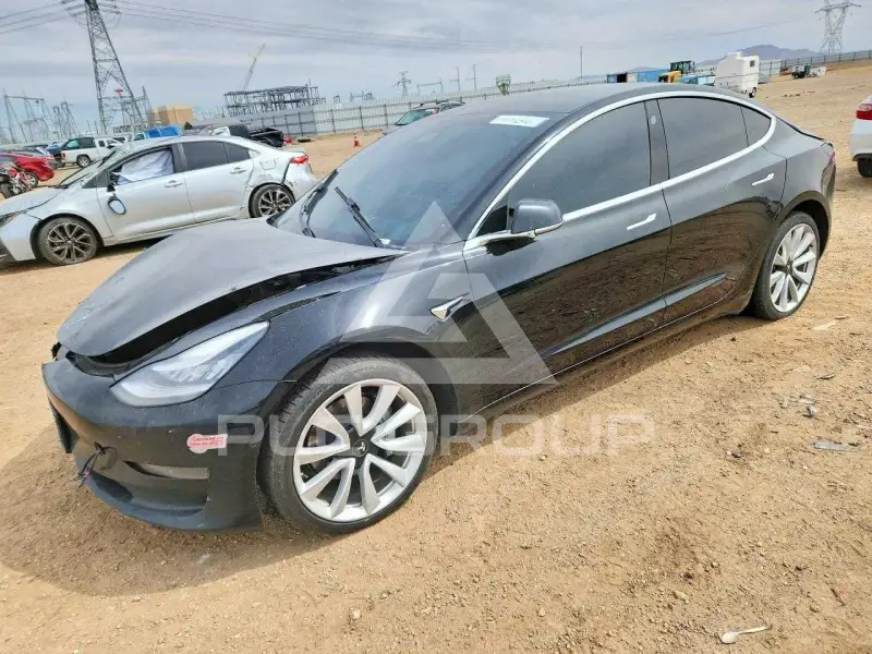 2020 Tesla Model 3 фото