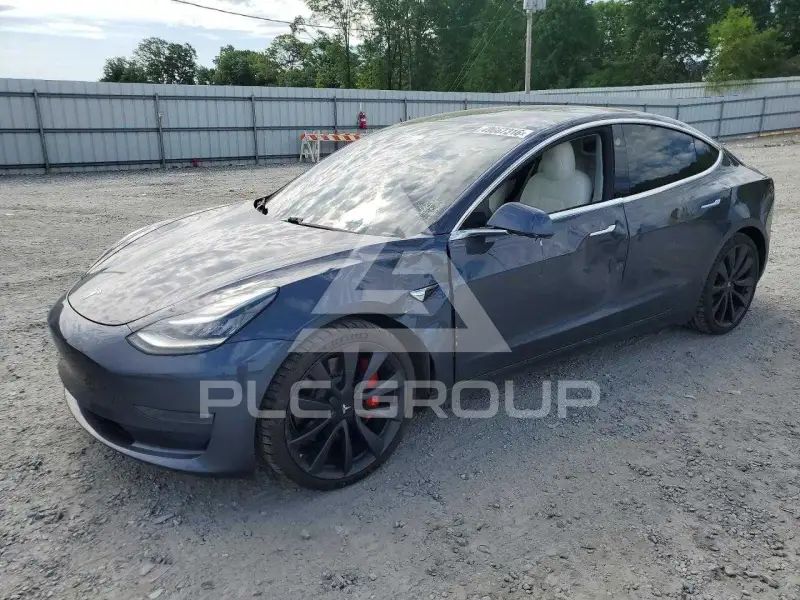 2020 Tesla Model 3 photo