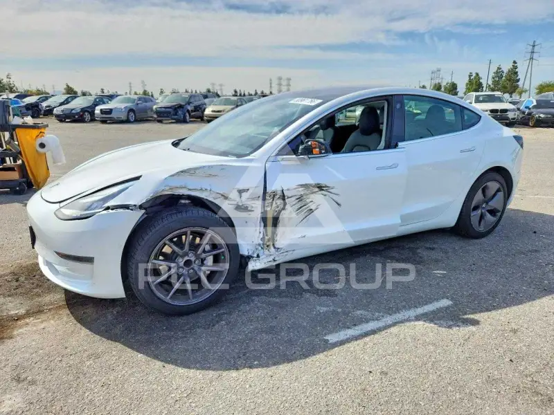 2020 Tesla Model 3 photo
