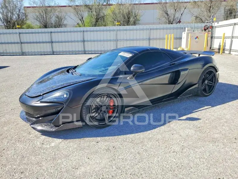 2020 McLaren  фото