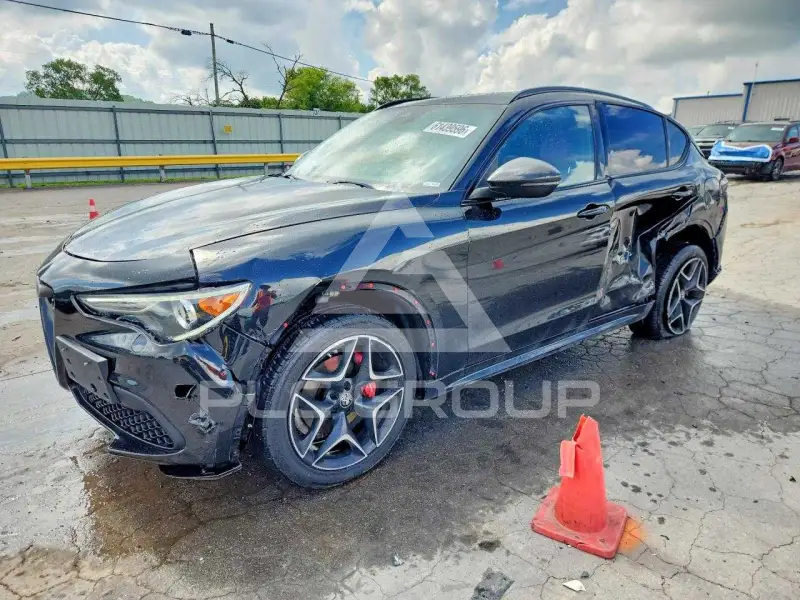 2020 Alfa Romeo Stelvio фото