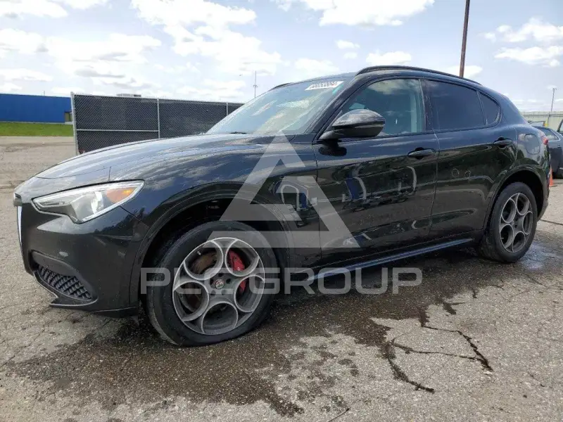 2020 Alfa Romeo Stelvio фото