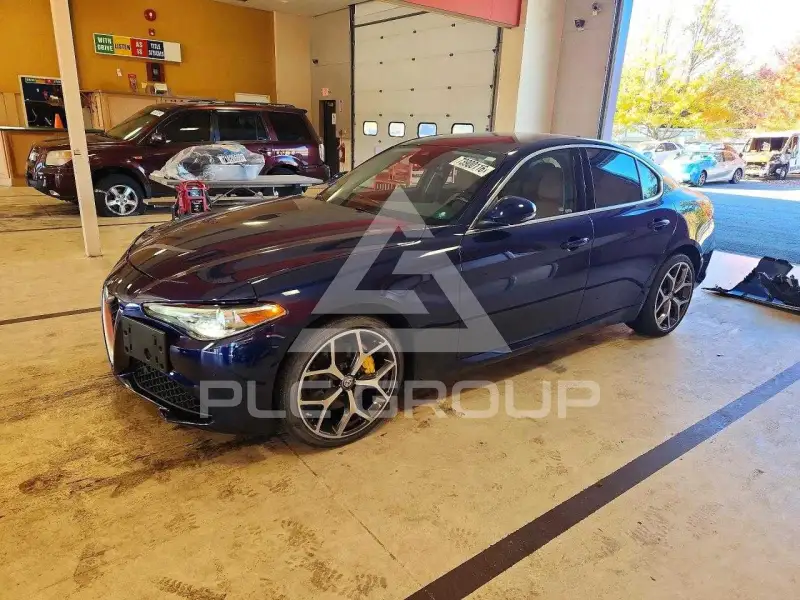 2020 Alfa Romeo Giulia photo