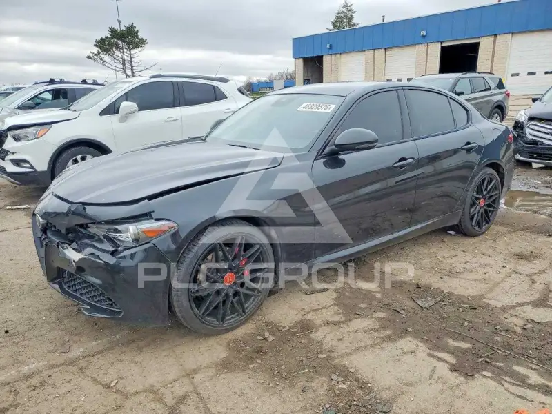 2020 Alfa Romeo Giulia фото