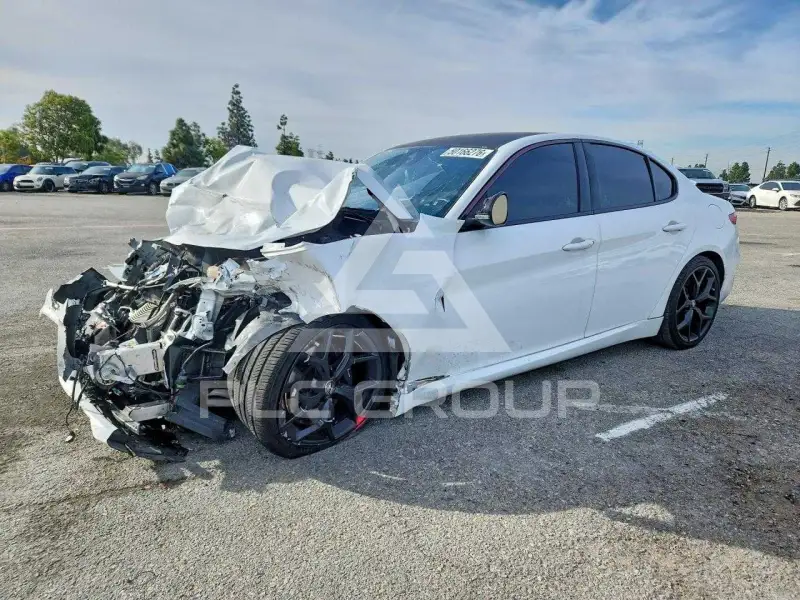 2020 Alfa Romeo Giulia фото