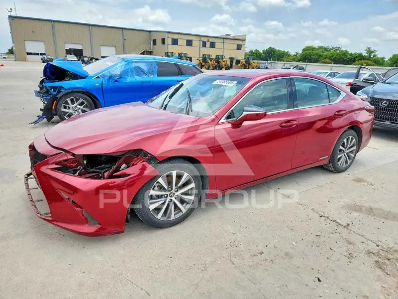 2020 Lexus ES300 photo