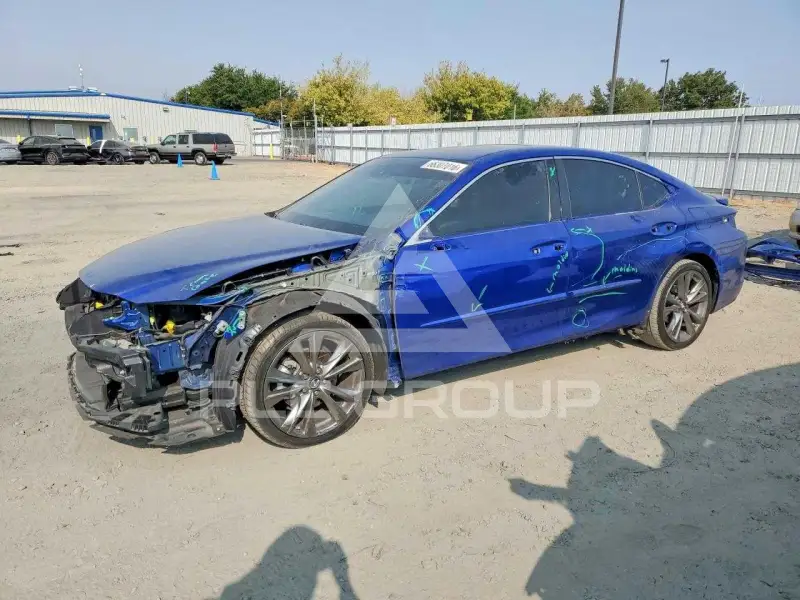 2020 Lexus ES350 фото