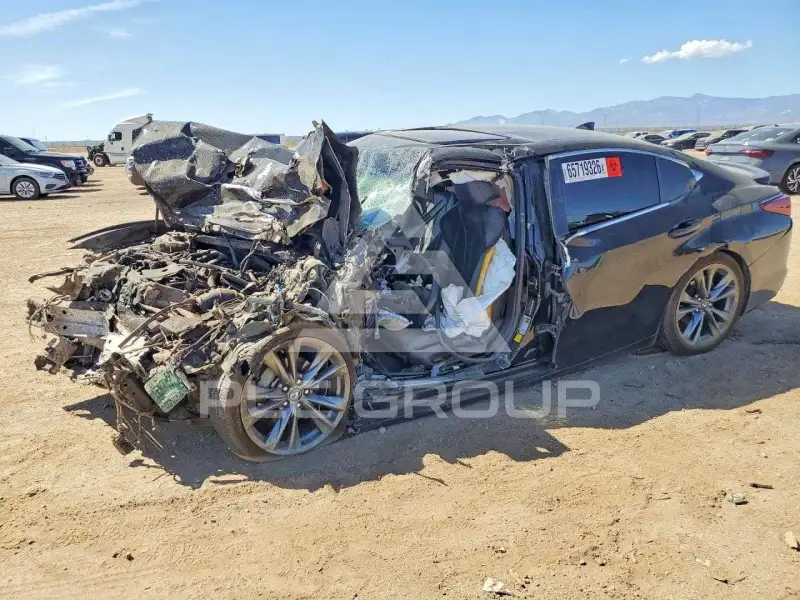 2020 Lexus ES350 photo