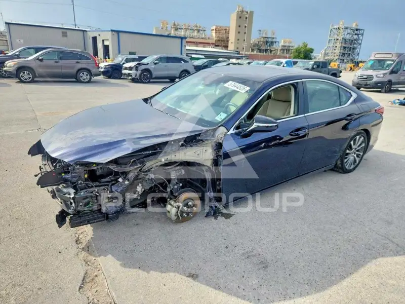 2020 Lexus ES350 фото