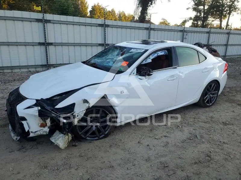 2020 Lexus IS фото