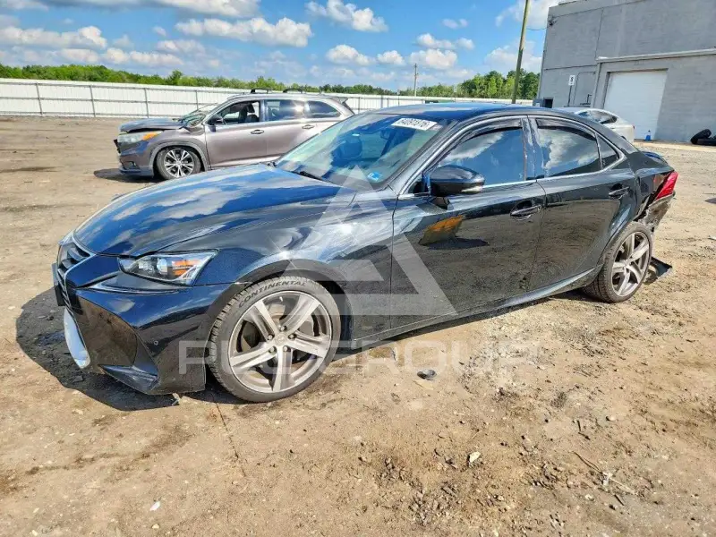 2020 Lexus IS фото