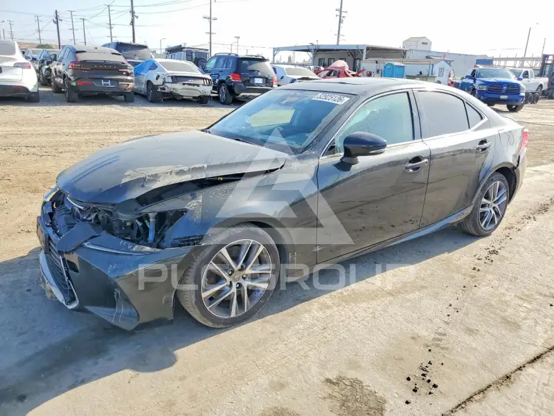 2020 Lexus IS фото