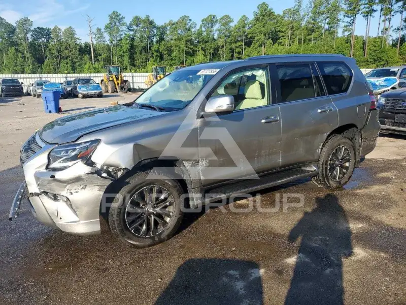 2020 Lexus GX фото