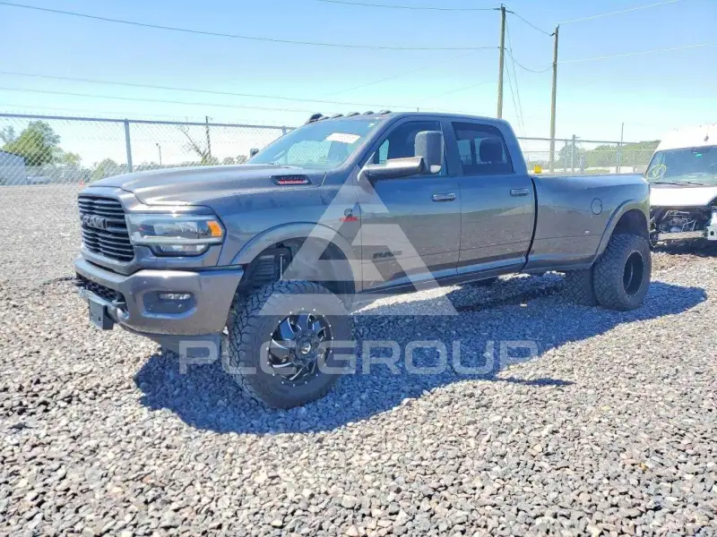 2020 RAM 3500 photo