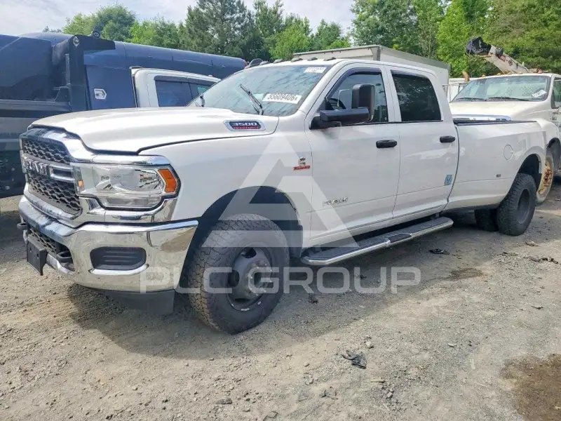 2020 RAM 3500 photo