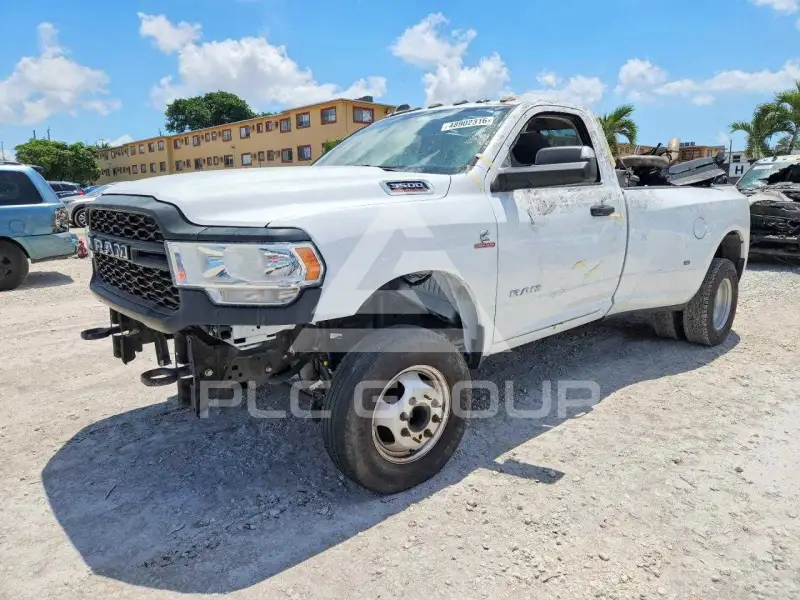 2020 RAM 3500 photo
