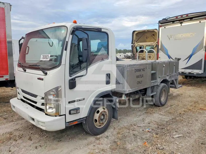 2020 Isuzu NPR фото