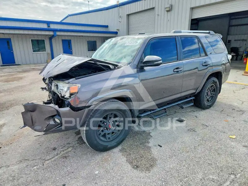 2020 Toyota 4 RUNNER фото