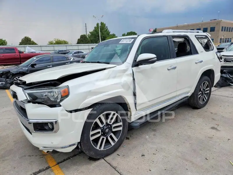 2020 Toyota 4 RUNNER фото
