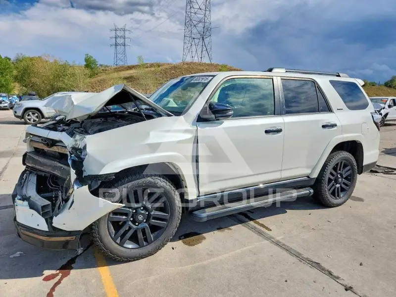 2020 Toyota 4 RUNNER фото