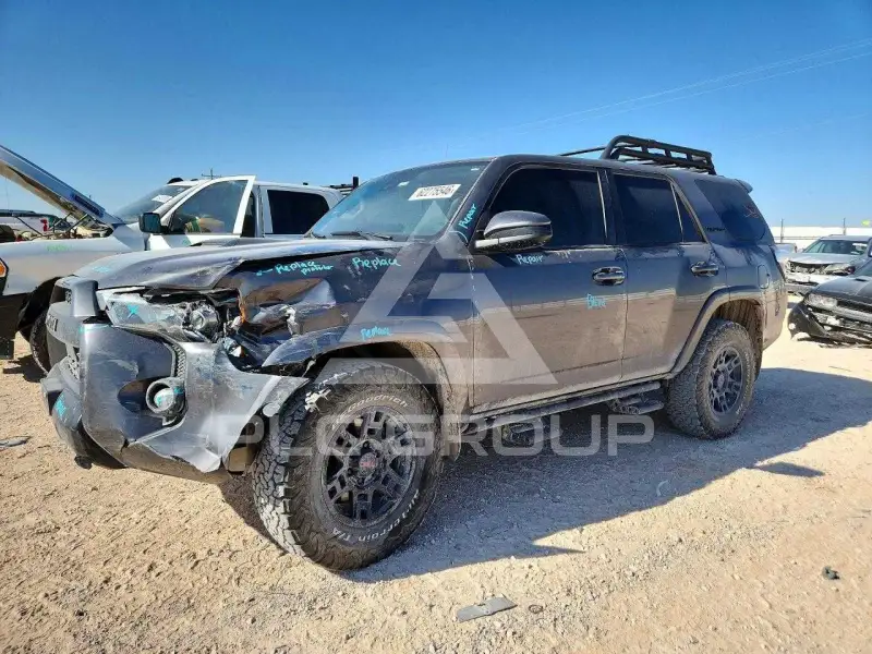 2020 Toyota 4 RUNNER фото