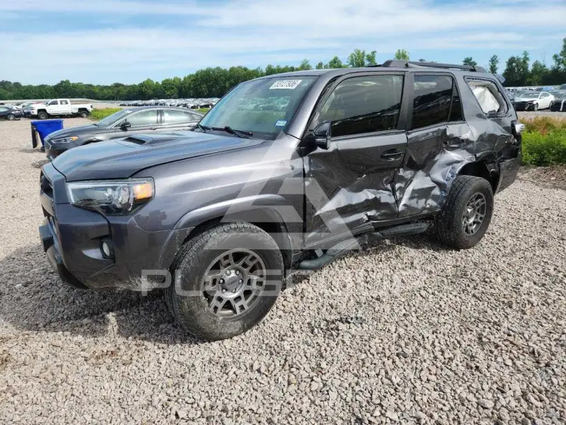 2020 Toyota 4 RUNNER photo