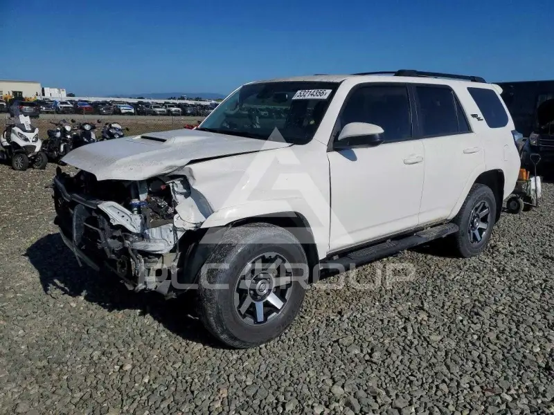 2020 Toyota 4 RUNNER фото