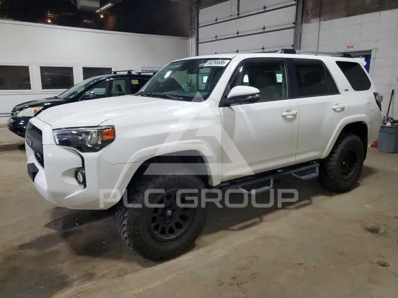 2020 Toyota 4 RUNNER photo