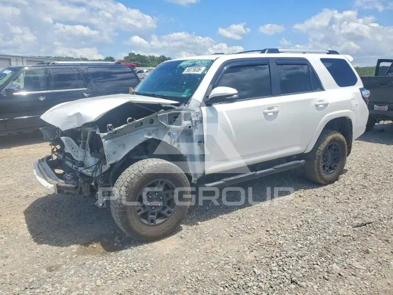 2020 Toyota 4 RUNNER фото