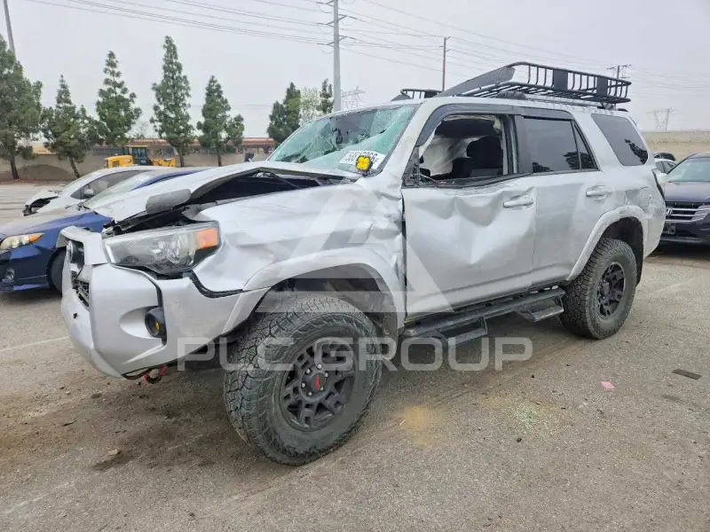 2020 Toyota 4 RUNNER фото