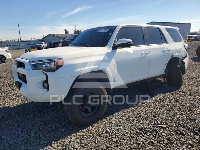 2020 Toyota 4 RUNNER фото