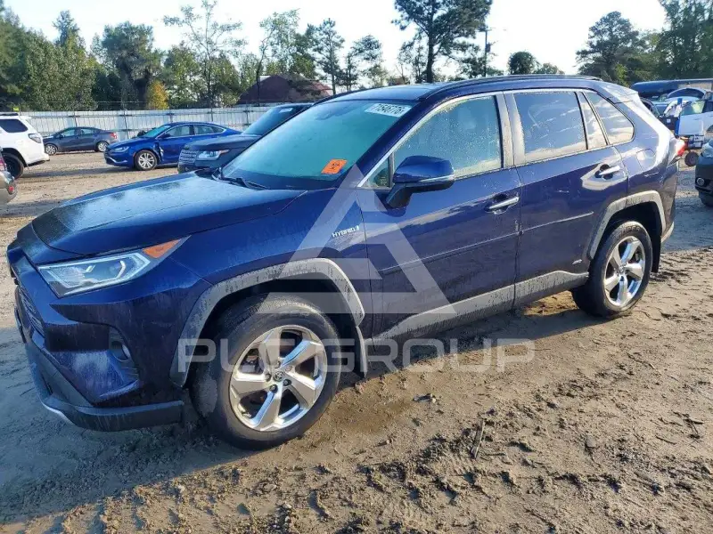 2020 Toyota RAV4 photo