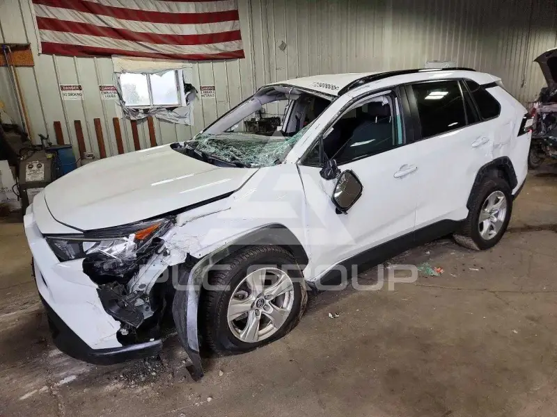 2020 Toyota RAV4 photo