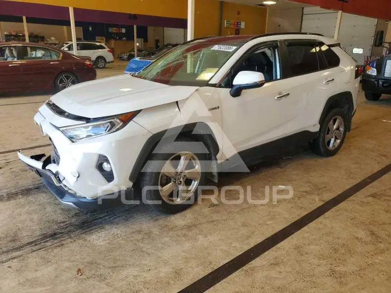 2020 Toyota RAV4 фото